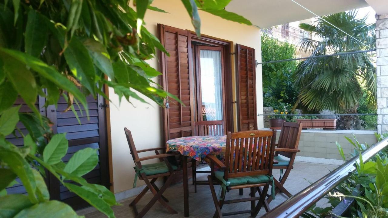 Apartments Sun & Sea 포르토로즈 외부 사진